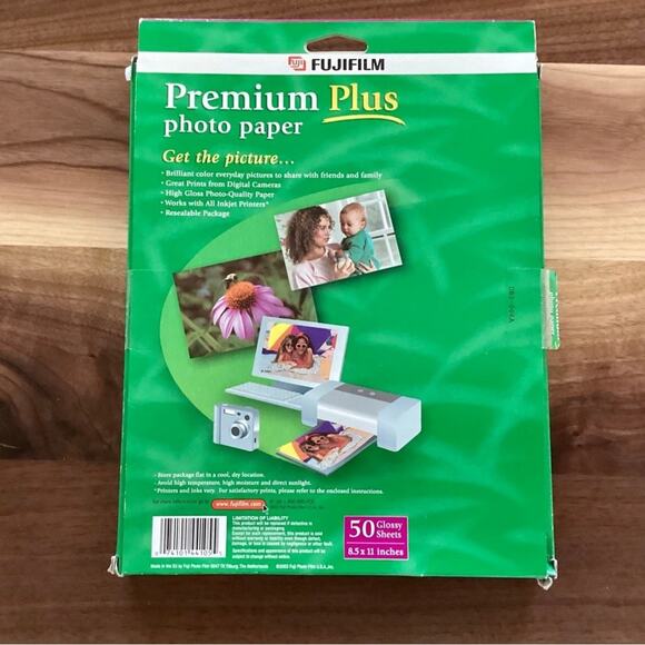 FujiFilm Inkjet Premium Plus Glossy Paper - Picture 4 of 5